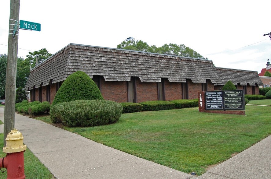 More Photos Of 18601 Mack Ave, Detroit Medical For Sale