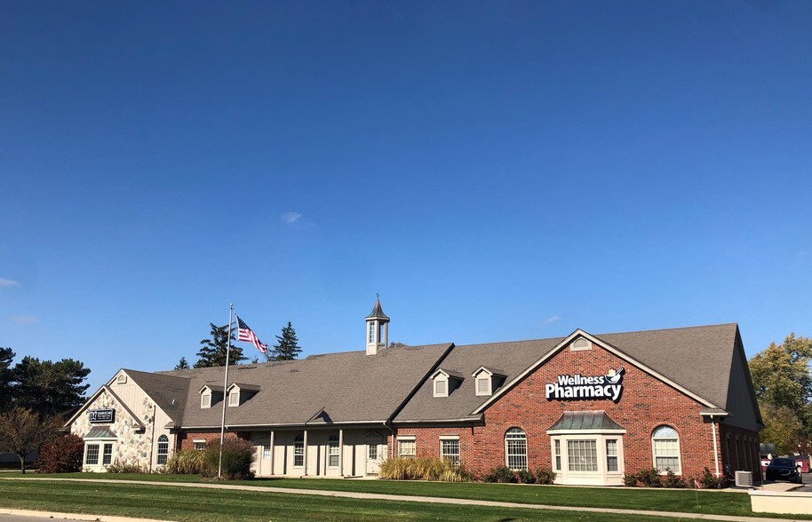 Primary Photo Of 215 E Big Beaver Rd, Troy Medical For Lease