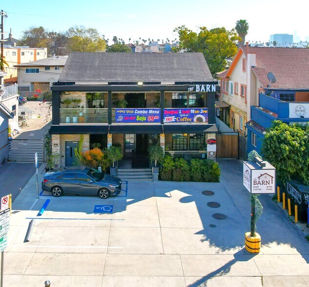More Photos Of 228 S Oxford Ave, Los Angeles General Retail For Sale