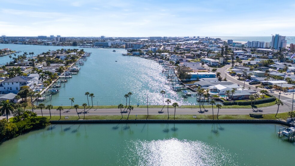 More Photos Of 275 116th Ave, Treasure Island Apartments For Sale