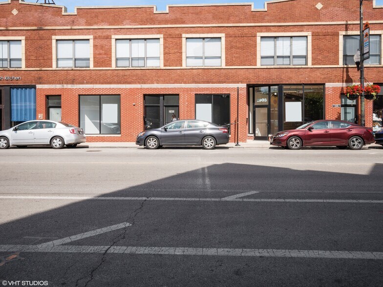 More Photos Of 2901-2911 N Clark St, Chicago Storefront Retail Residential For Lease