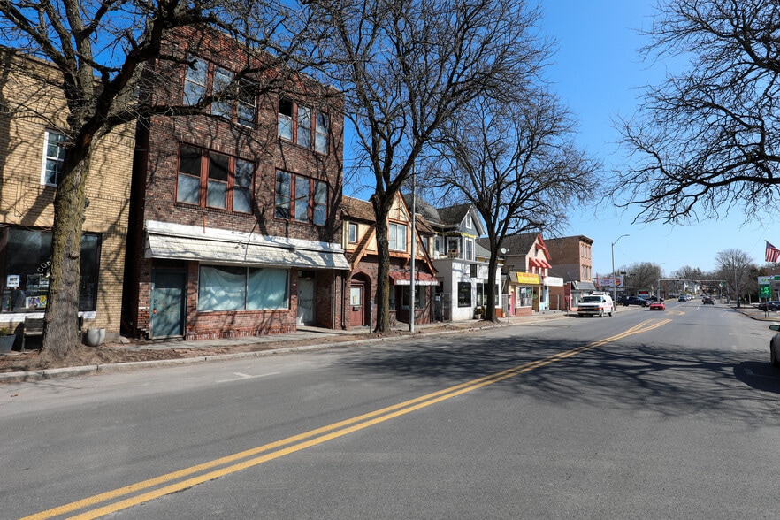 More Photos Of 350 Broadway, Kingston Storefront Retail Office For Sale