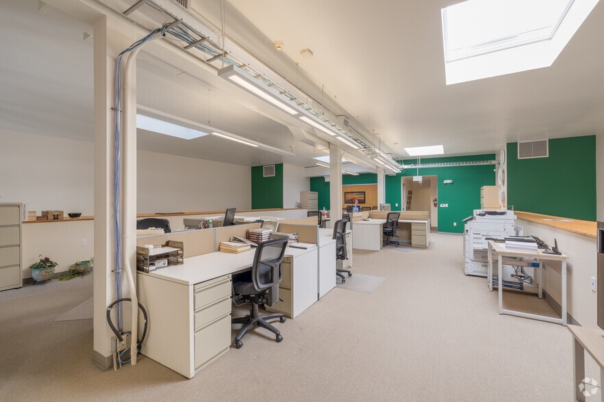 More Photos Of 434 E Broadway, Long Beach Loft Creative Space For Sale