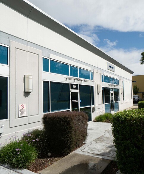 More Photos Of 210-230 N Wiget Lane, Walnut Crk, Walnut Creek Medical For Sale