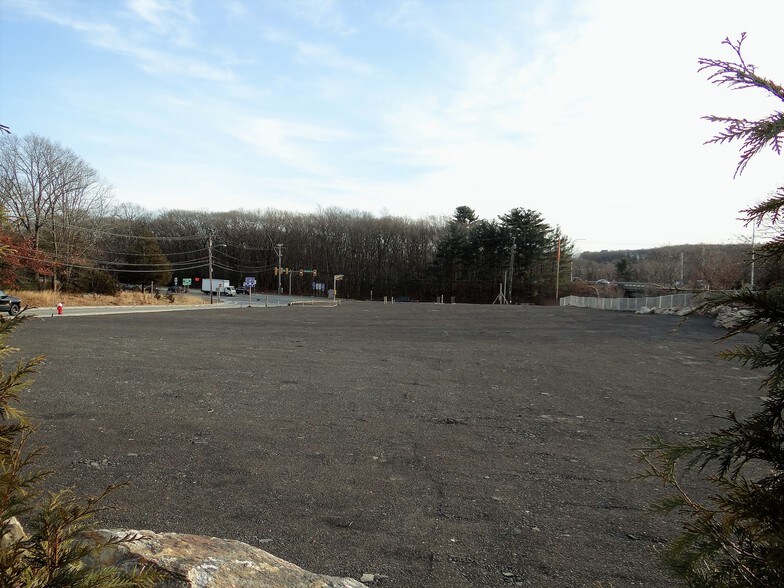 More Photos Of 1835 Plainfield Pike, Johnston Land For Sale