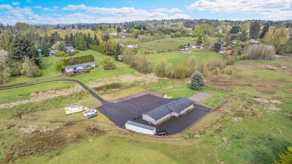 More Photos Of 406 NE 184th St, Ridgefield Office Residential For Lease