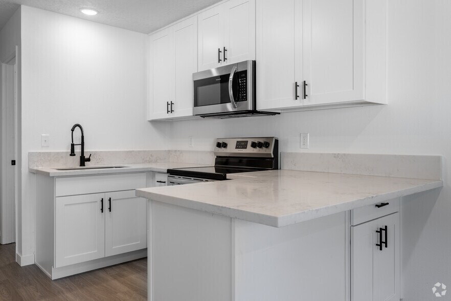 More Photos Of 1904 SE 80th Ave, Portland Apartments For Sale