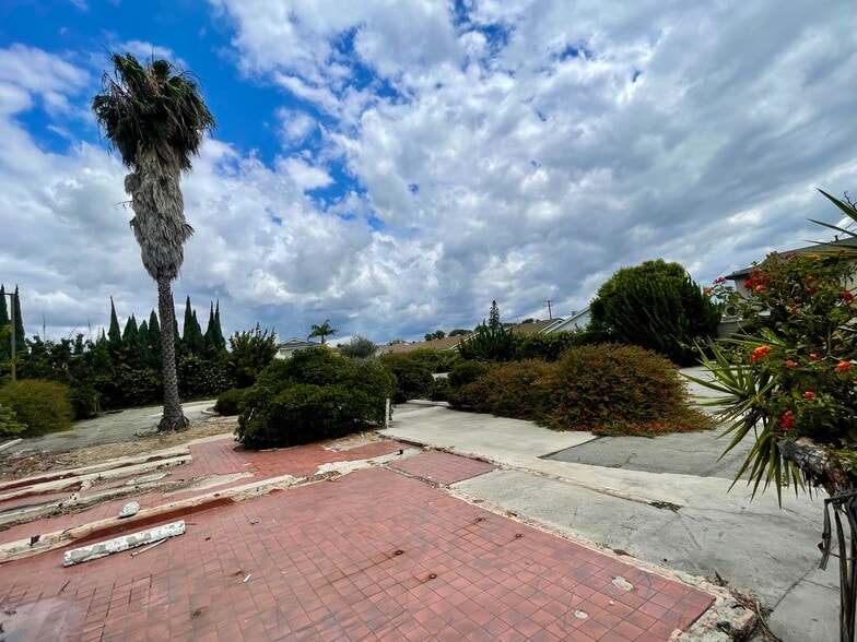 More Photos Of 5619 Ball Rd, Cypress Land For Sale