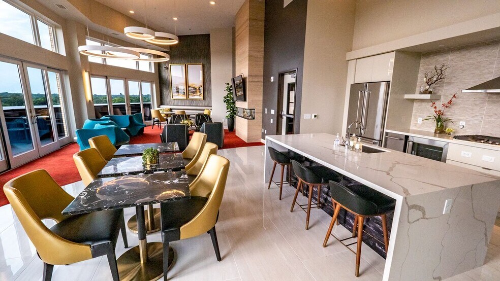 More Photos Of 1455 W Lake St, Minneapolis Multifamily For Sale