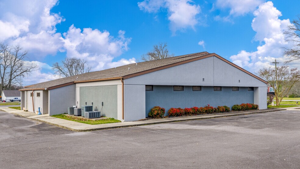 More Photos Of 15239 AL Highway 68, Crossville Medical For Sale