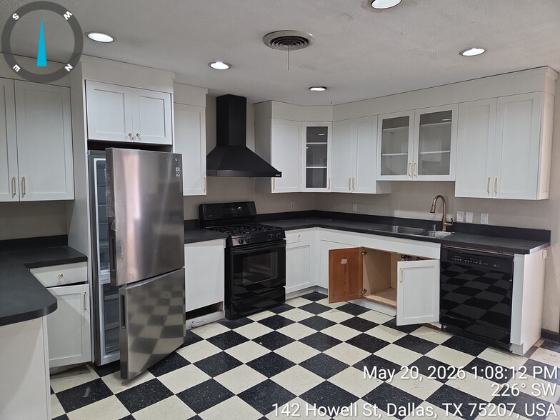 More Photos Of 150 Howell St, Dallas Flex For Lease