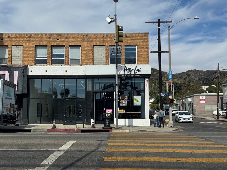 More Photos Of 7501-7505 W Sunset Blvd, Los Angeles Restaurant For Lease