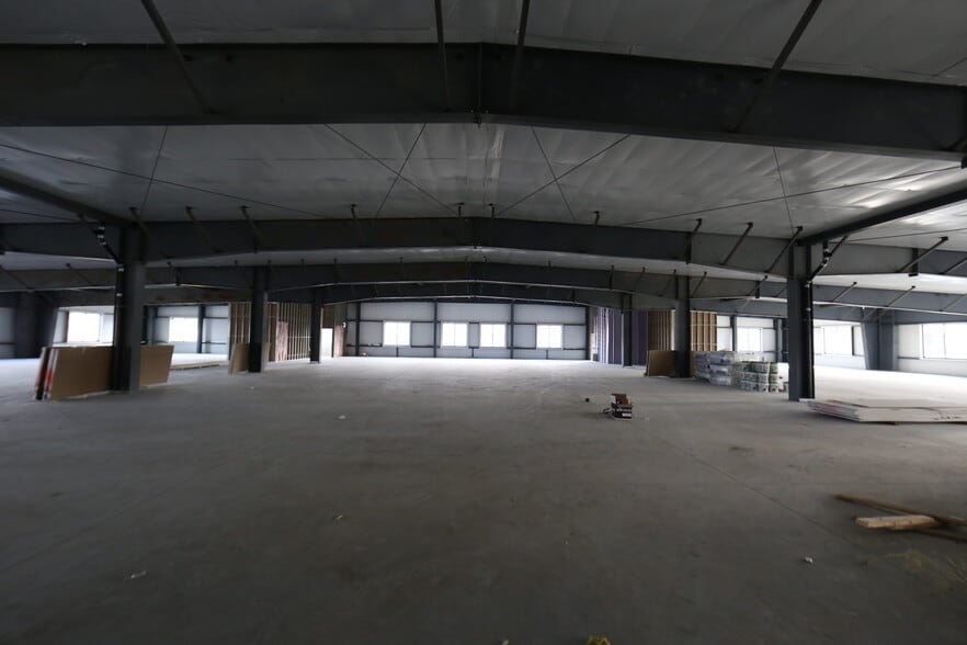 More Photos Of 140 Ace St, Fall River Light Manufacturing For Lease