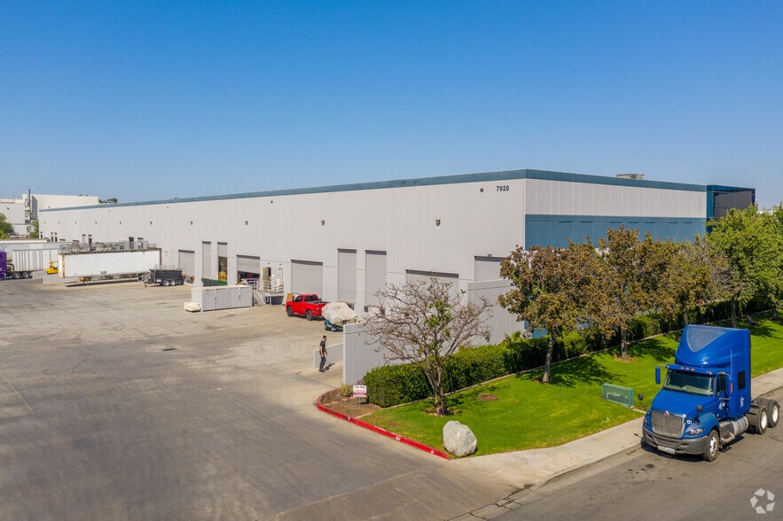 More Photos Of 7920 Airway Rd, San Diego Unknown For Lease
