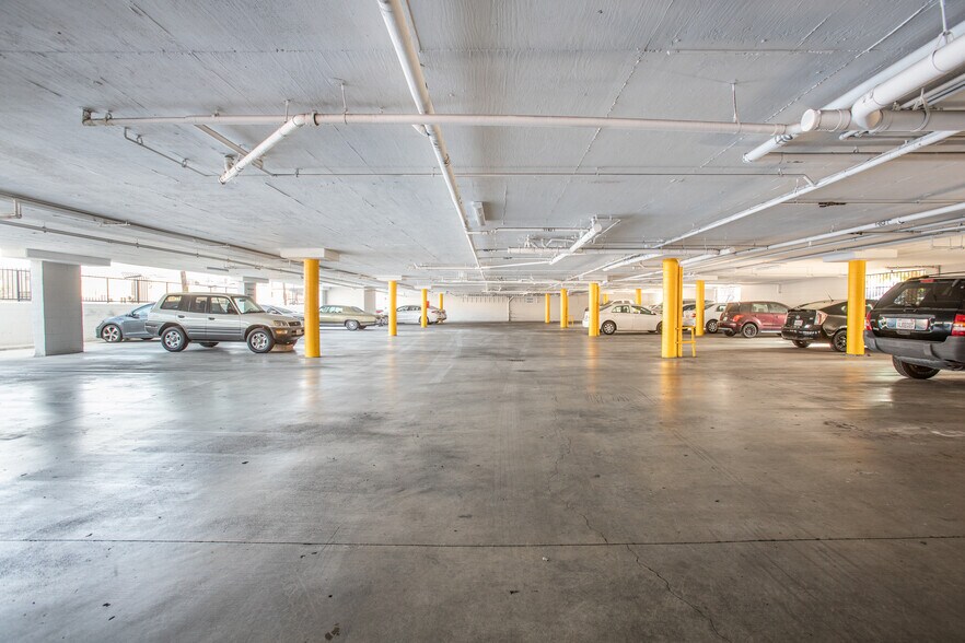 More Photos Of 130 S Alexandria Ave, Los Angeles Apartments For Sale