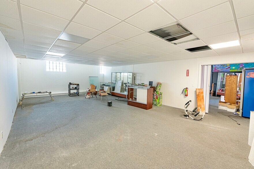 More Photos Of 42-46 Main Rd, Tiverton Storefront Retail Residential For Sale