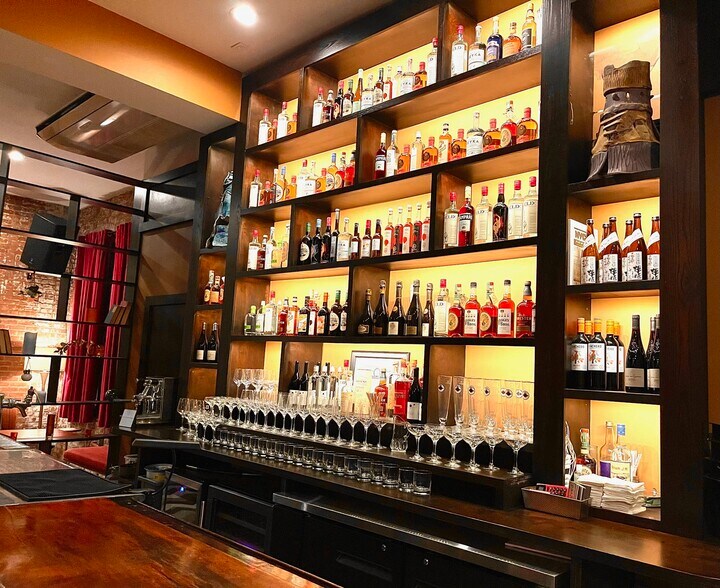 More Photos Of 356-358 W 40th St, New York Loft Creative Space For Lease