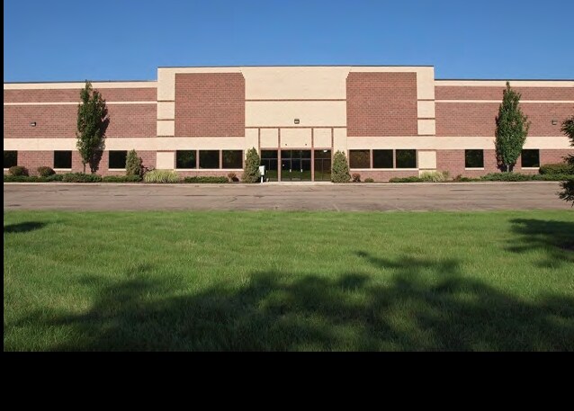 More Photos Of 5575 Venture Dr, Parma Warehouse For Lease