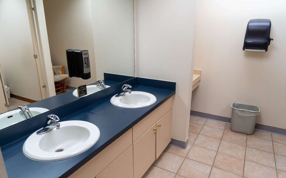 More Photos Of 4468 US Highway 129, Live Oak Religious Facility For Sale