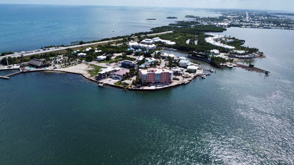 More Photos Of 1 Kyle Way S, Marathon Apartments For Sale