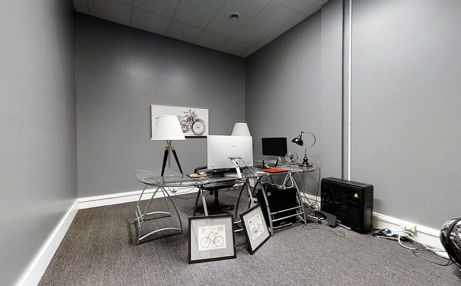 More Photos Of 29 E Market St, Corning Office Residential For Lease