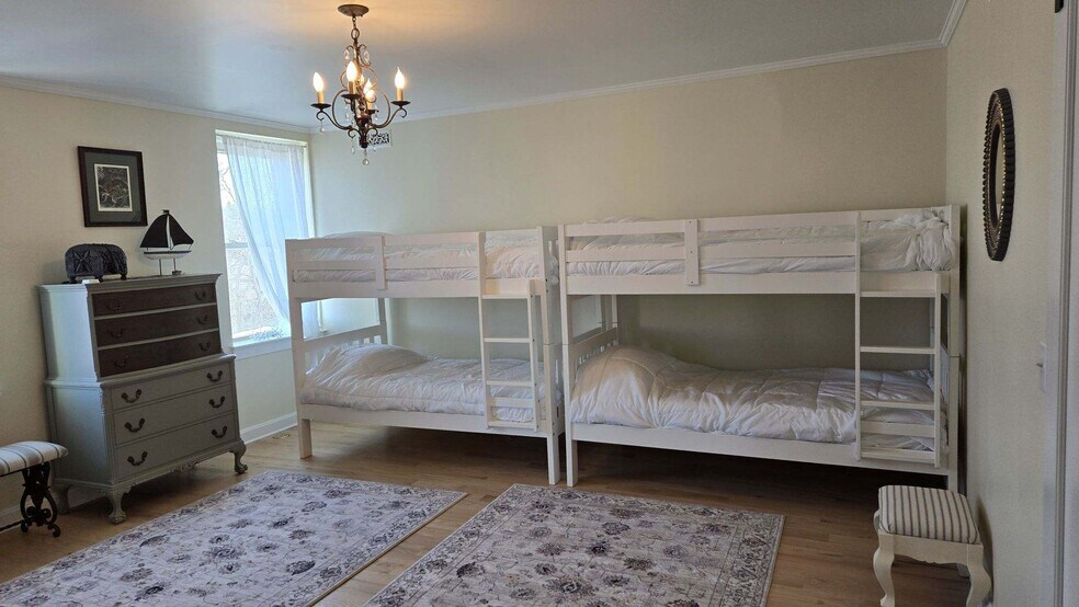 More Photos Of 202 W Main St, Decorah Sorority Fraternity House For Sale