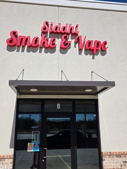 More Photos Of , Biloxi Service Station For Lease