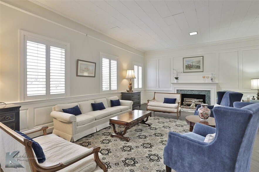 More Photos Of 3425 S 14th St, Abilene Lodge Meeting Hall For Sale