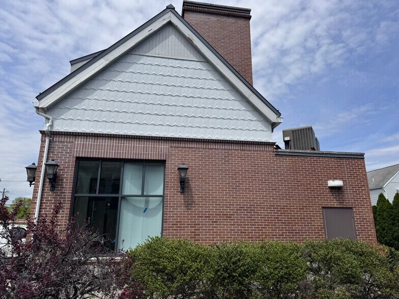 More Photos Of 553 Broadway, Westwood Bank For Lease