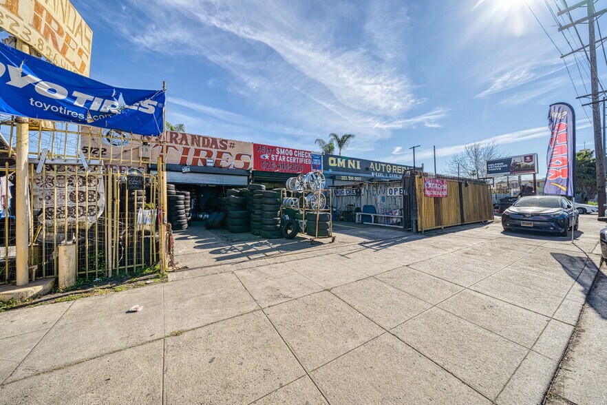 More Photos Of 5130 S Western Ave, Los Angeles Warehouse For Sale