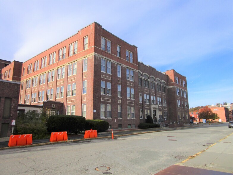 Primary Photo Of 1 New Bond St, Worcester Office For Sale