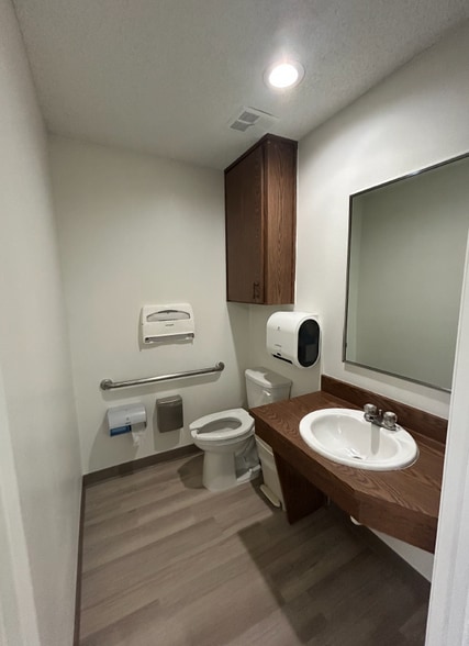 More Photos Of 38030 Medical Center Ave, Zephyrhills Medical For Sale