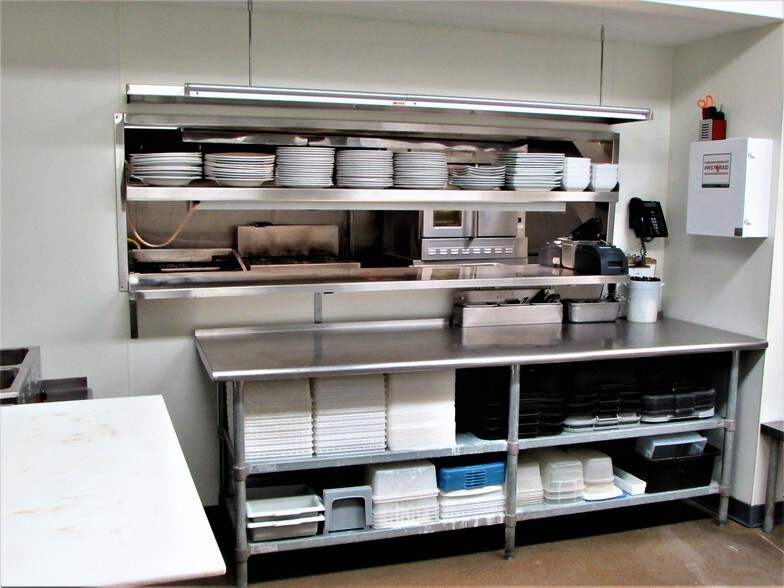 More Photos Of 6931 Gravois Ave, Saint Louis Restaurant For Sale