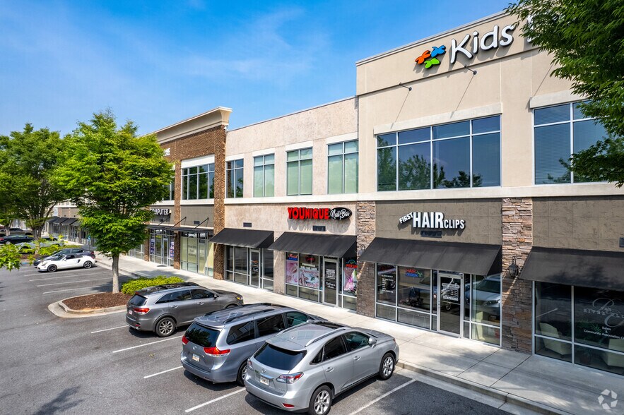 More Photos Of 1300 Peachtree Industrial Blvd, Suwanee Unknown For Lease