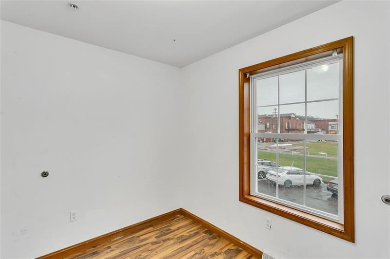 More Photos Of 457 2nd St, California Apartments For Sale