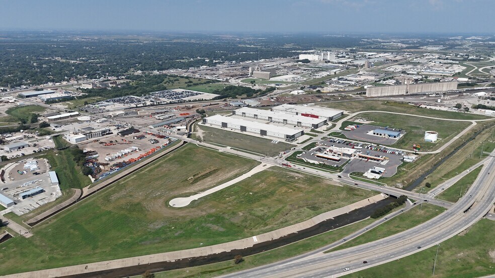 More Photos Of I 135 @ E. 21st St. N., Wichita Land For Sale