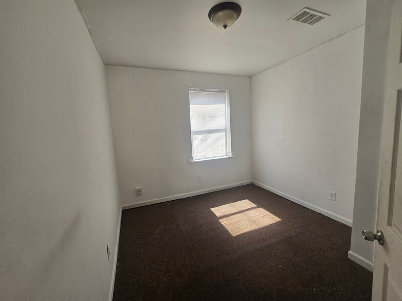 More Photos Of 3675 Oakman Blvd, Detroit Apartments For Sale