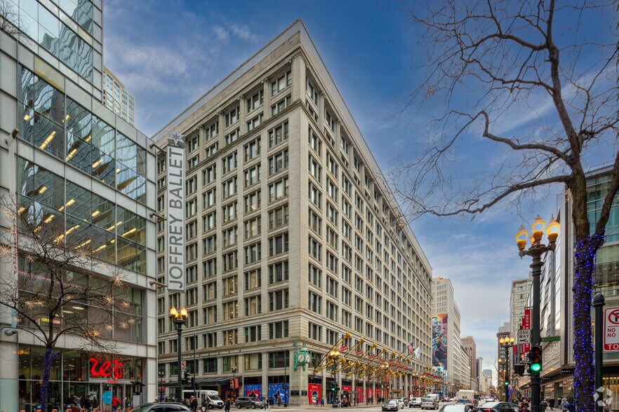 More Photos Of 24 E Washington St, Chicago Office For Sale