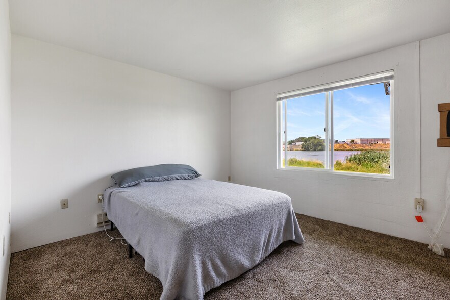 More Photos Of 510 Fig St, Moses Lake Apartments For Sale