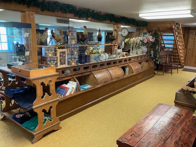 More Photos Of 540 North St, Green Lake Storefront Retail Residential For Sale