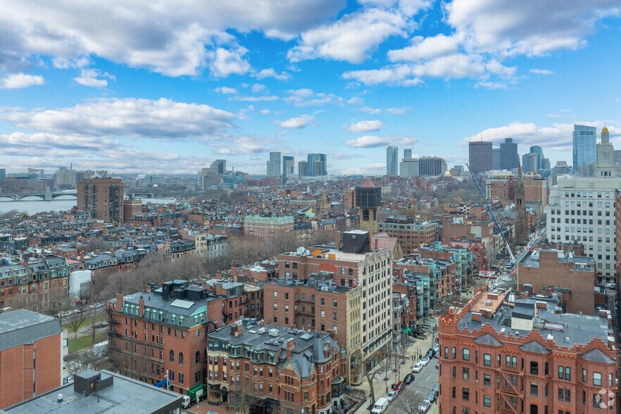 More Photos Of 137-141 Newbury St, Boston Office Residential For Lease