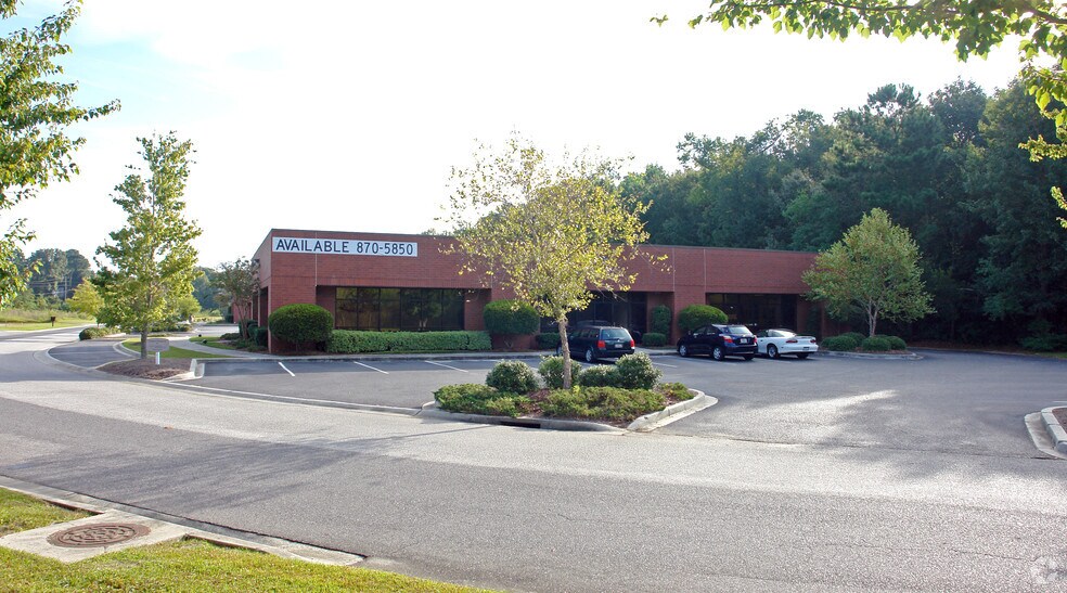 More Photos Of 2090 Executive Hall Rd, Charleston Medical For Lease
