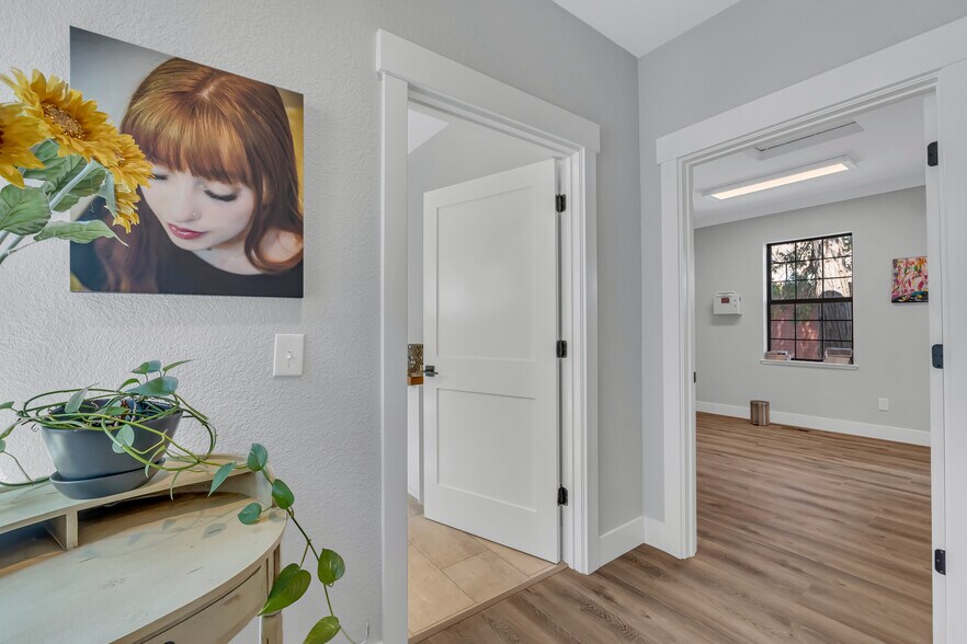 More Photos Of 160 Cherry Ave, Auburn Office Residential For Sale