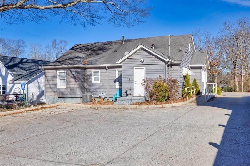 More Photos Of 449 S Hill St, Buford Office For Sale