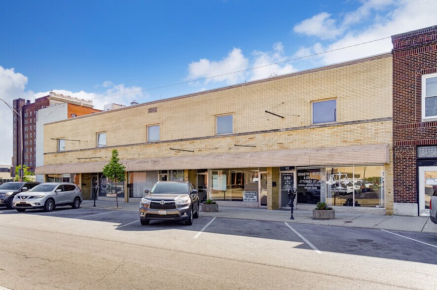 More Photos Of 112-120 N West St, Lima Storefront Retail Office For Lease