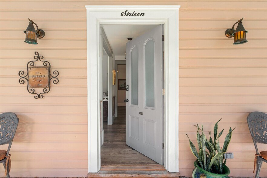 More Photos Of 16 Locust St, Saint Augustine Specialty For Sale