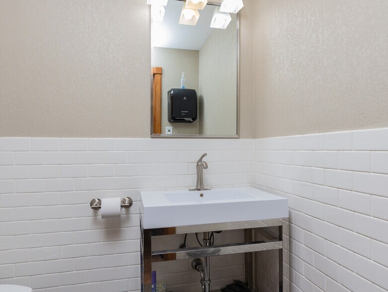 More Photos Of 1115 N Erie Ave, Pueblo Warehouse For Sale