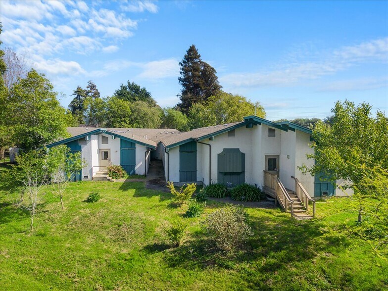 More Photos Of 4555 Valley West Dr, Arcata Medical For Sale