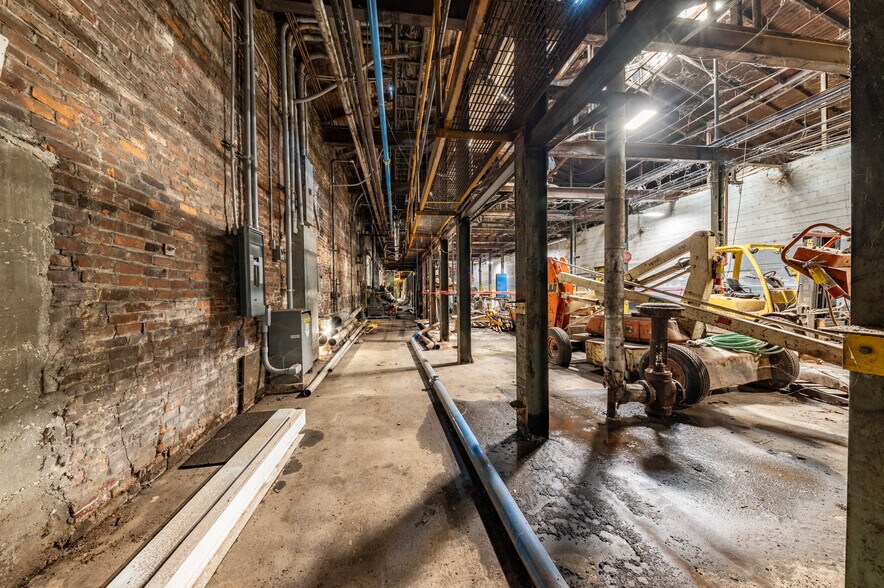 More Photos Of 164 Eyster Rd, Halltown Manufacturing For Sale