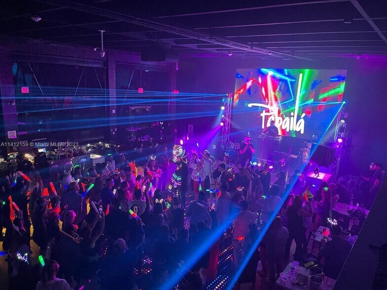 More Photos Of 1360 NW 88th Ave, Doral Bar For Sale